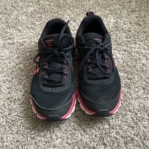 Under Armour Charge Assert Running Shoes Size 8.5